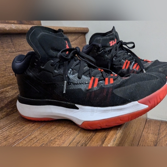 Jordan Zion 1 Black White Crimson Red Basketball Shoes D Mens Size 11 - Picture 9 of 16